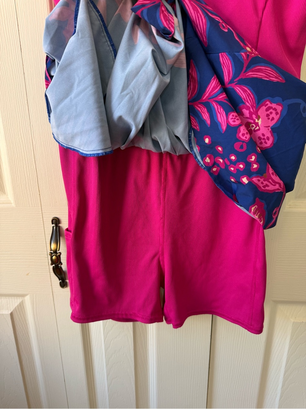 Lilly Pulitzer Luxletic Pineapple Park Romper Never Ending Summer Women’s size M - Picture 5 of 11
